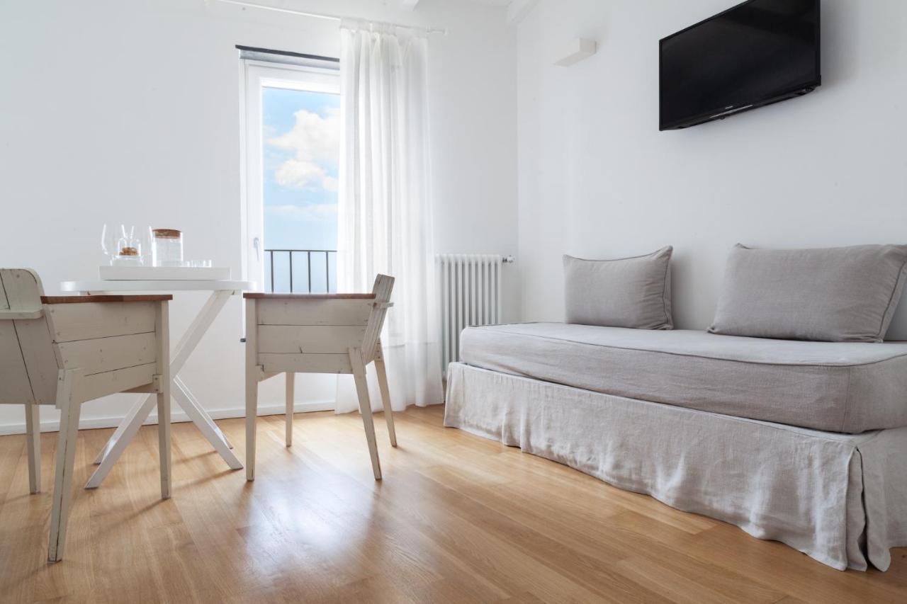 La Mala - Camere Di Charme Vernazza Exteriör bild